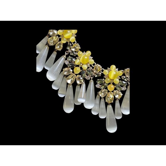 NWT Banana Republic Statement Necklace Bib Dangle Flower Burst Yellow - Picture 3 of 7